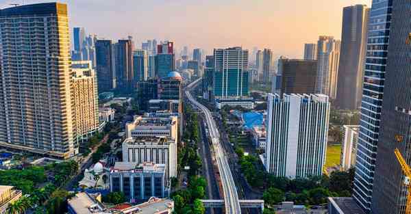 红色革命展厅互动_红色革命展品介绍